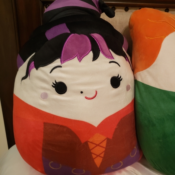 NWT Hocus Pocus Sanderson Sisters Squishmallows - Picture 8 of 8